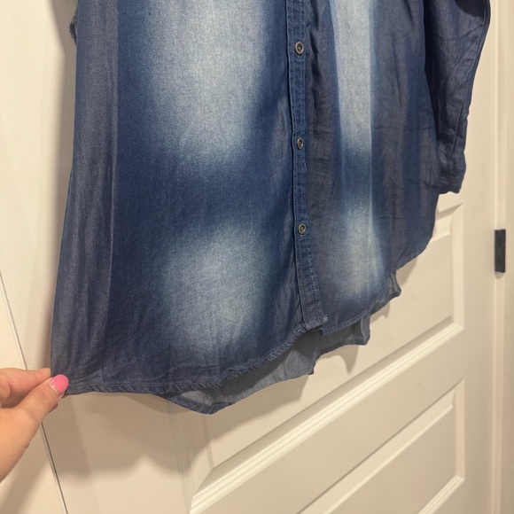 Zenana Outfitters Blue Denim Tunic - Picture 3 of 7